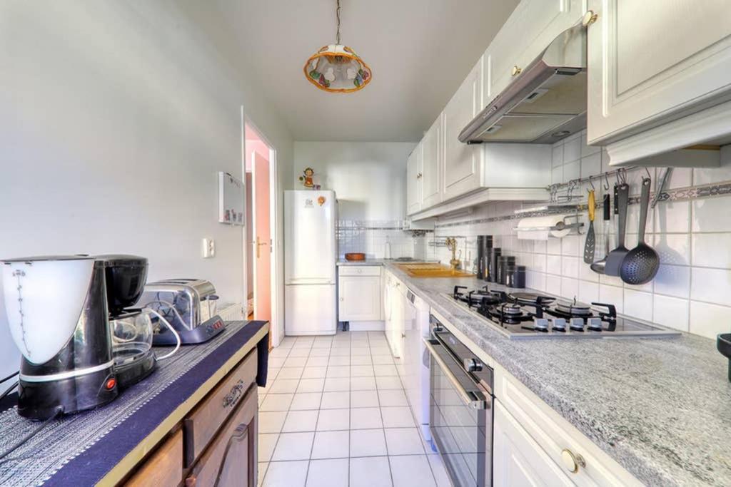 Amilly Park 6 Personnes 2 Chambres Pk Prive En Sous Sol Serris Exterior photo